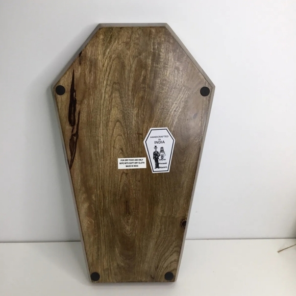 Day of the dead bride and groom ceramic wooden serving plate 15" - Picture 2 of 2